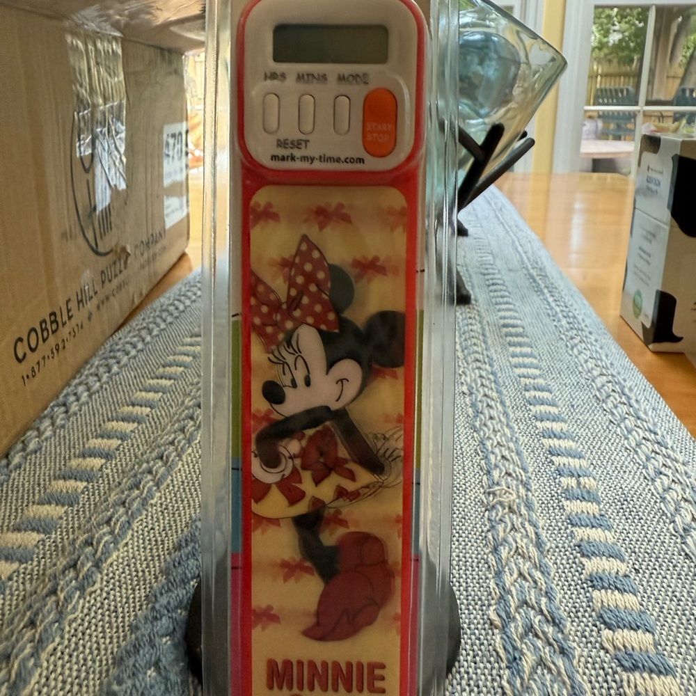 Disney Minnie Mouse Timer Bookmark - Red and White